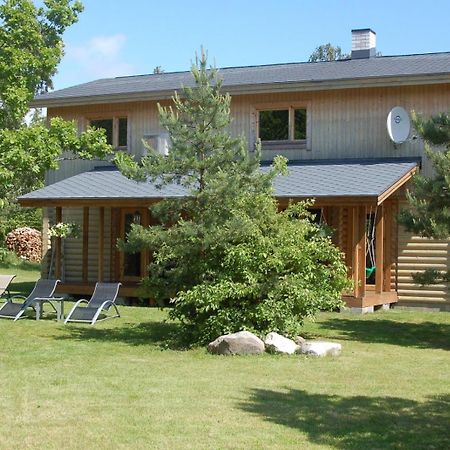 Kibuvitsa Holiday House Muratsi Bagian luar foto
