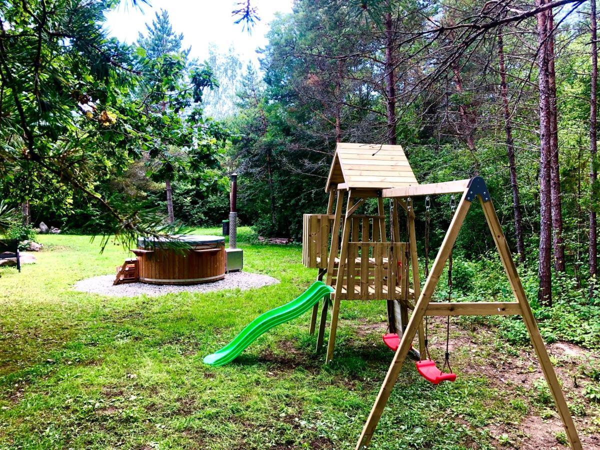 Kibuvitsa Holiday House Muratsi Bagian luar foto